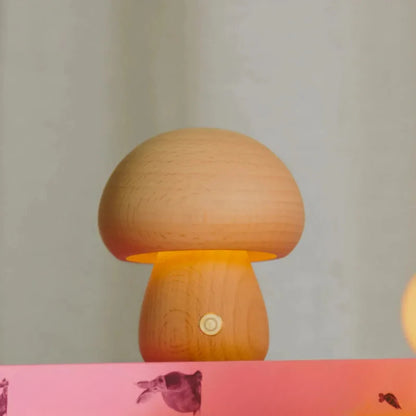 Timber Mushie Tischlampe - tragbare, von der Natur inspirierte Wärme