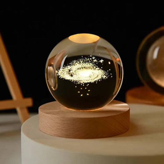 Tischlampe im Himmlischen Stil – 3D-Gravierte Kugel mit Warmem Licht