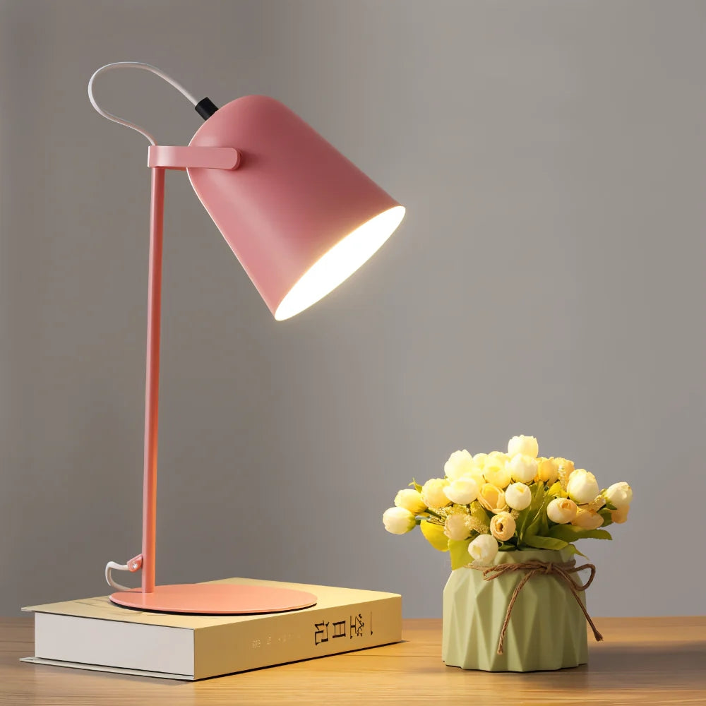 Tischlampe – Modernes Design & Augenfreundliche Beleuchtung