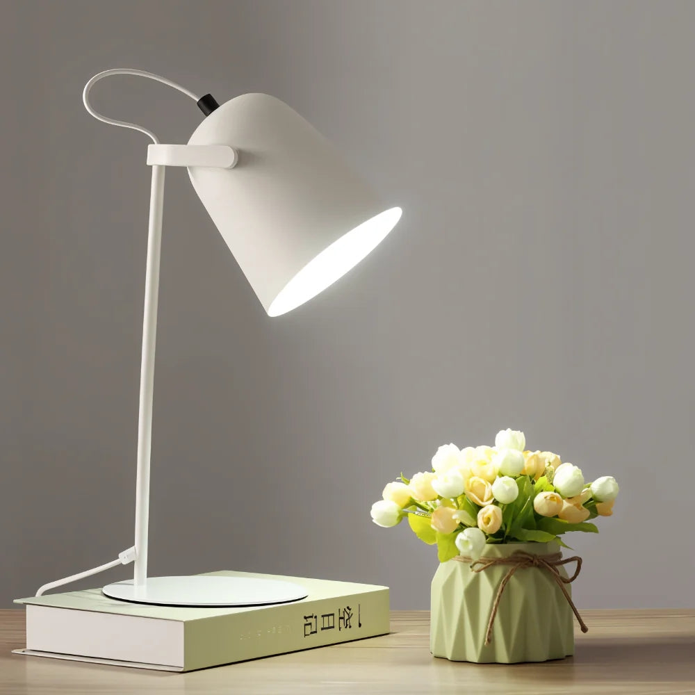Tischlampe – Modernes Design & Augenfreundliche Beleuchtung