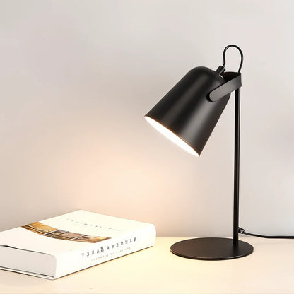 Tischlampe – Modernes Design & Augenfreundliche Beleuchtung