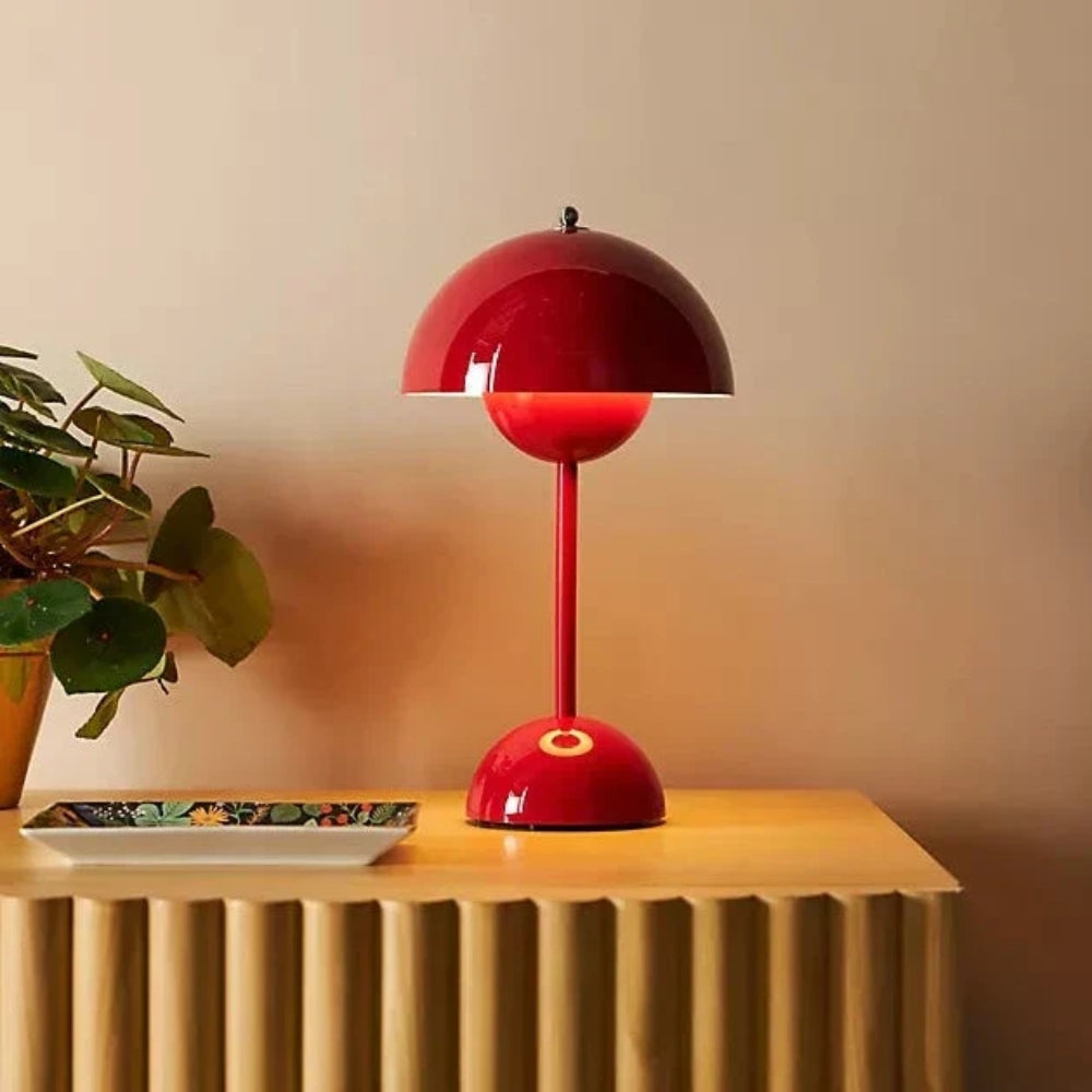 Tragbare Tischlampe – Kuppelform & Für Drinnen und Draußen