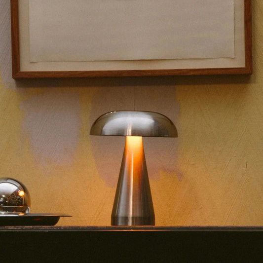 Tragbare Touch-Lampe - wiederaufladbare und einstellbare Beleuchtung