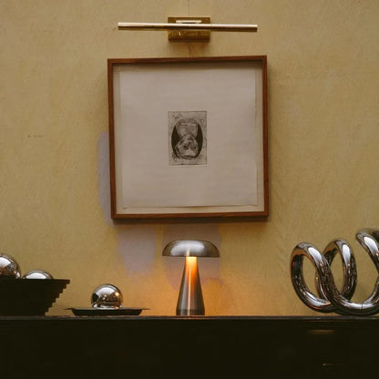 Tragbare Touch-Lampe - wiederaufladbare und einstellbare Beleuchtung