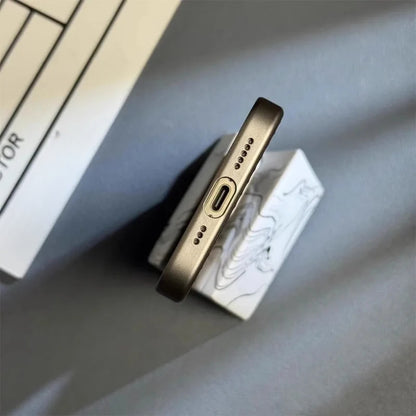 Ultradünne stoßfeste Handyhülle - Anti-Fingerabdruck Kabelloses Aufladen für iPhones