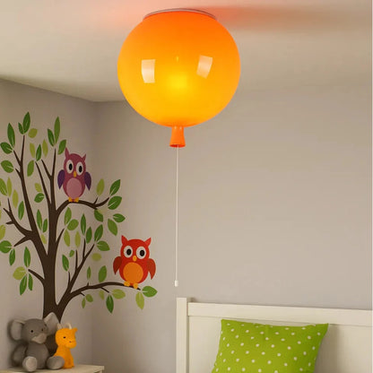 Verspielte Ballon-Deckenleuchte – Warmes LED-Licht für Schlafzimmer