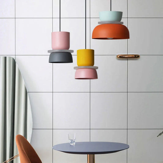 Verspielte Color-Block-Pendelleuchte – Moderne Café-Hängeleuchte
