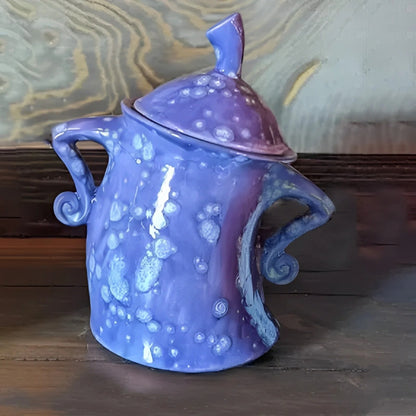 Verspielter Küchenkanister - lustiges Hands-on-Hips Design