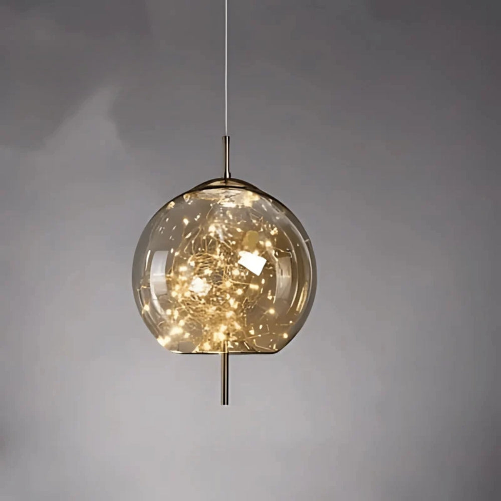 Von Feen inspirierte Pendelleuchte - energieeffizient mit Sternenglas-Design