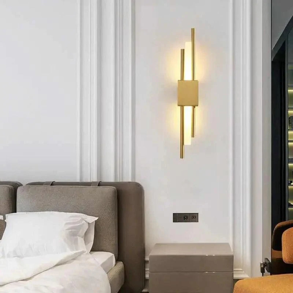 Wandleuchte mit verstellbarem Arm - Elegante Akzentbeleuchtung