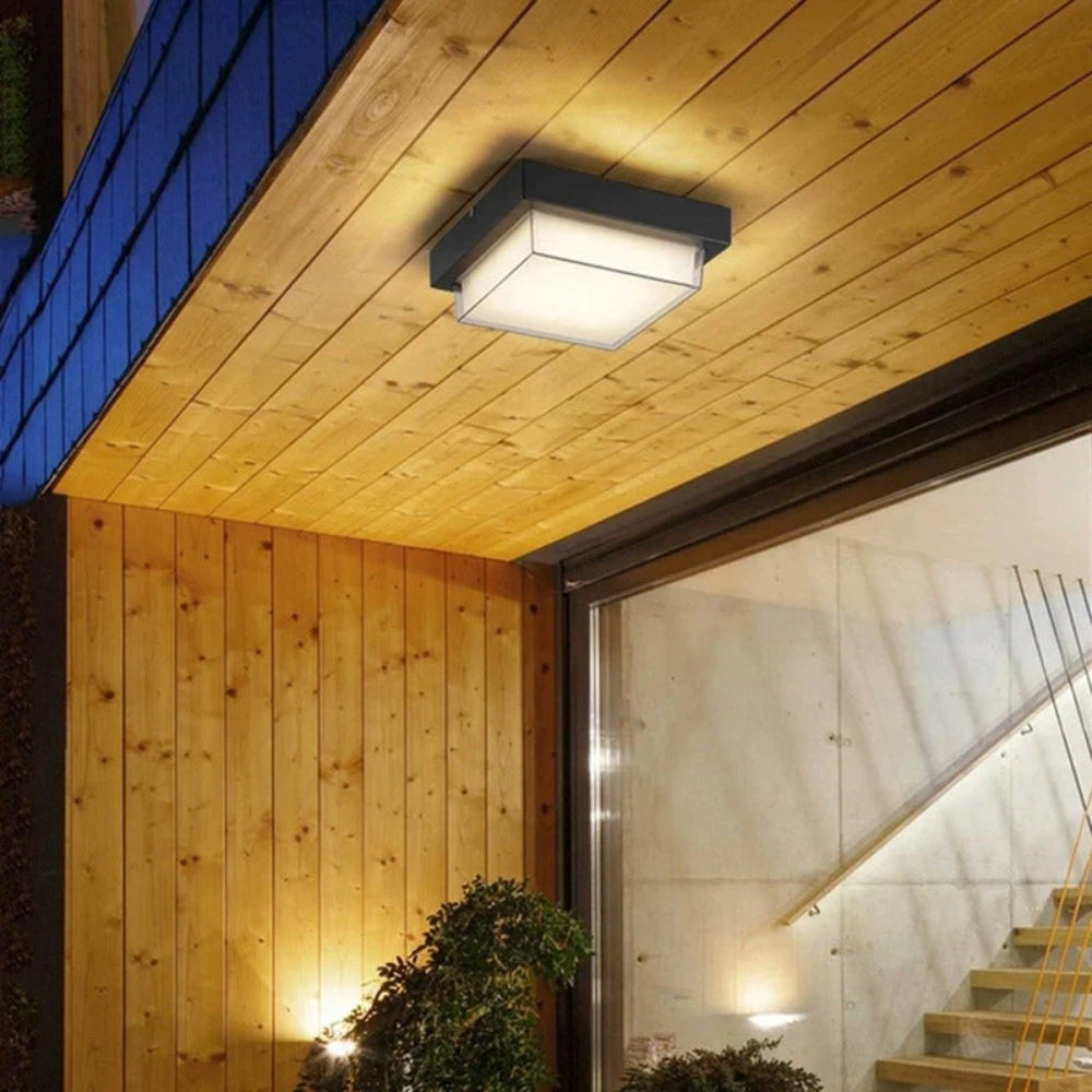 Wasserdichte Deckenleuchte - Schlanke LED-Anbauleuchte
