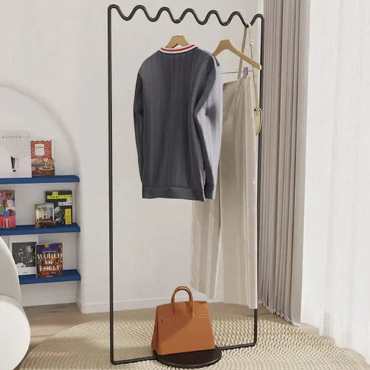 Wavy Minimalist Coat Rack - Moderne Form & funktionale Aufbewahrung