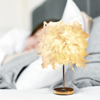 Weiße zylindrische Nachttischlampe – Moderne Einzelleuchte