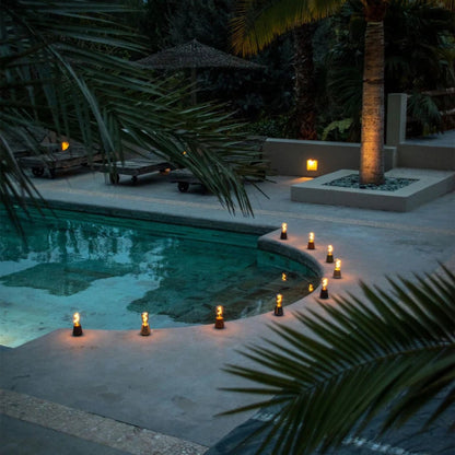 Wiederaufladbare LED-Tischlampe - batteriebetriebene Beleuchtung für drinnen/außen