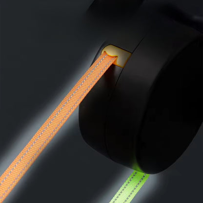 Zwei-Hunde-Gehleine - 360° drehbar und versenkbar mit Abfallbeutelhalter